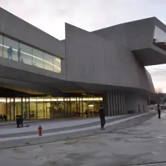 Muzeum sztuki współczesnej w Rzymie: Odkryj MAXXI i jego skarby