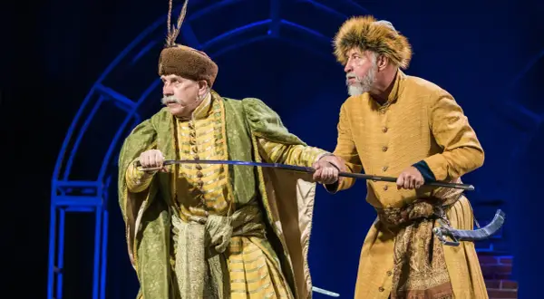 Zemsta spektakl - odkryj tajemnice komedii Fredry i jej interpretacje